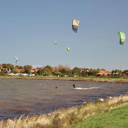 With Sea View V Apartman